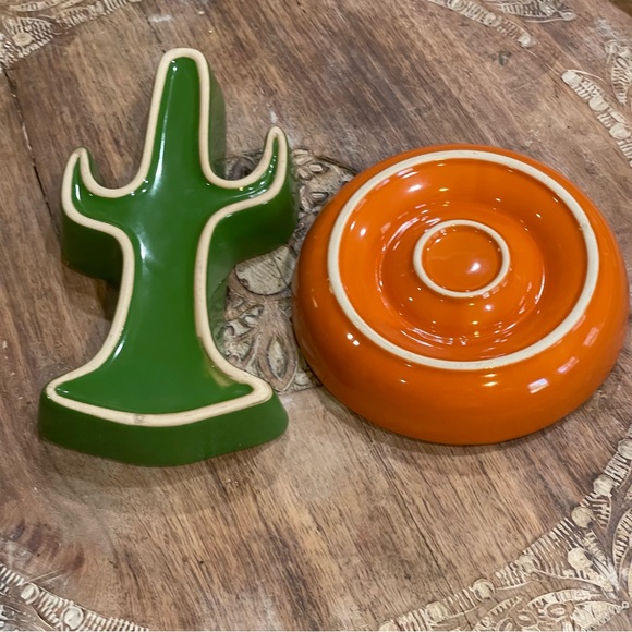 2 fiesta salsa bowls - Picture 9 of 11